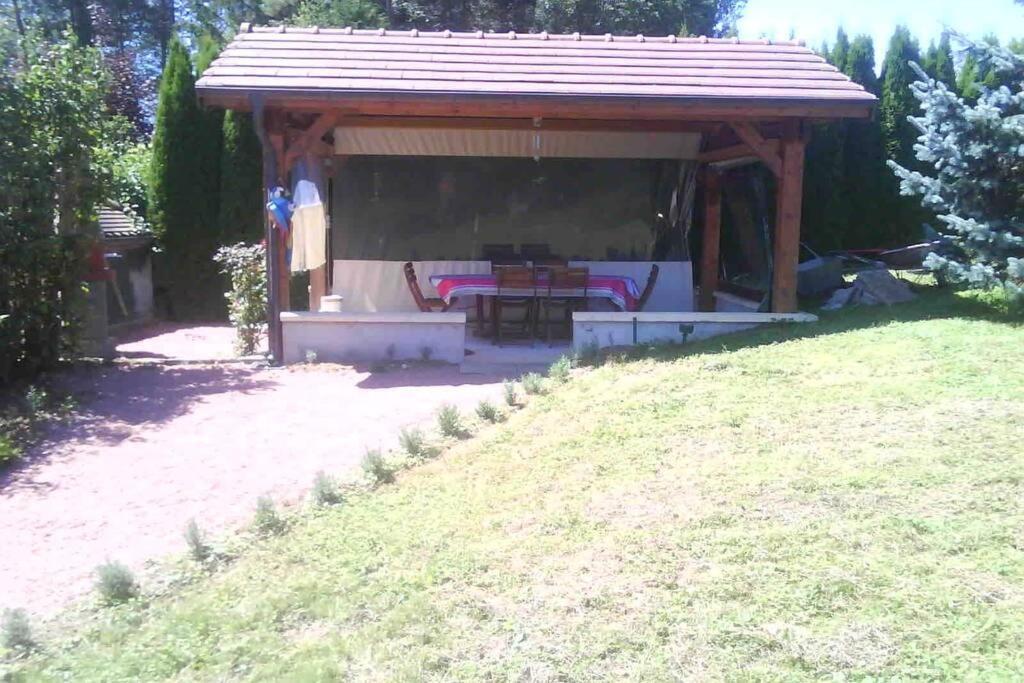 Maison/Gite Familial Dans Le Jura A 200M Du Lac Avec Piscine Privee Marigny  Exterior photo
